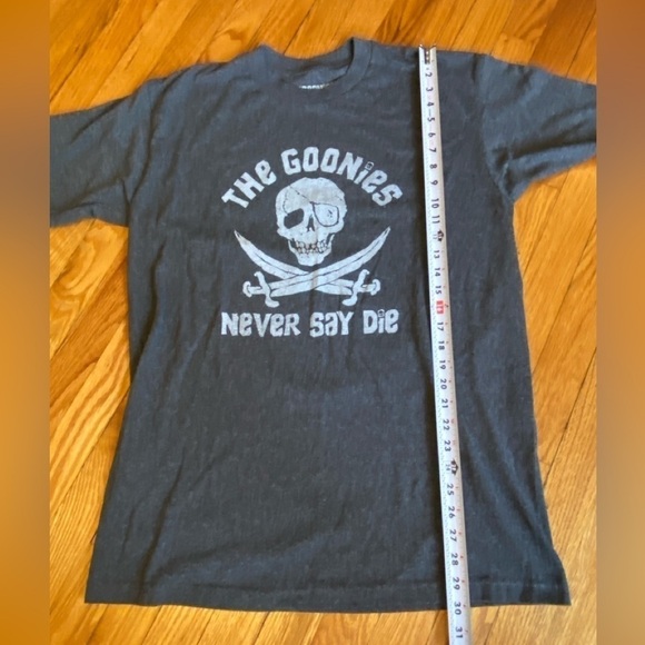 The Goonies tee size LT dark grey - Picture 5 of 7